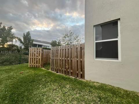 1718 SE 26th Ter, Homestead FL - photo 6 of 8