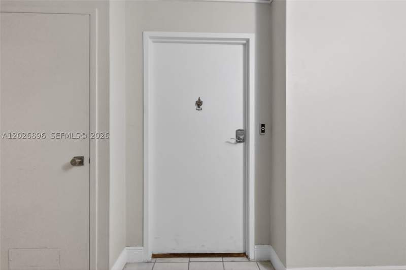1 bedroom Condominium at 7135 Collins Ave 1124, Burleigh House Condo, Miami Beach — photo 2