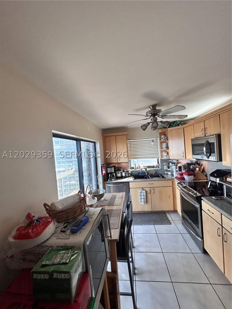 2 bedroom Condominium at 2333 Brickell Ave 1402, Brickell Bay Club Condo, Miami — photo 4
