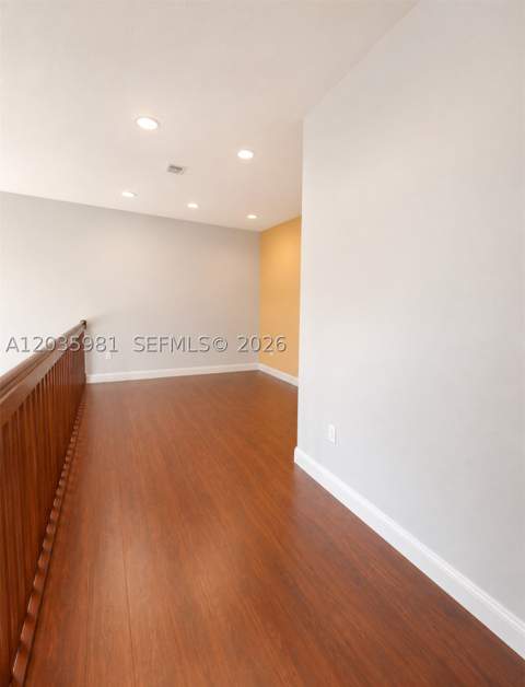 7856 NW 167th Ter, Miami Lakes FL - photo 12 of 24