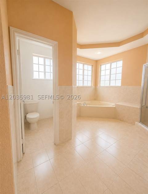 7856 NW 167th Ter, Miami Lakes FL - photo 17 of 24