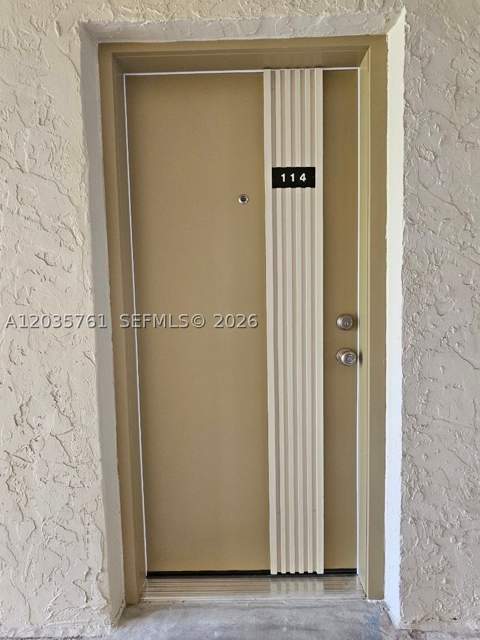 8075 SW 107th Ave 114, Miami FL - photo 11 of 60