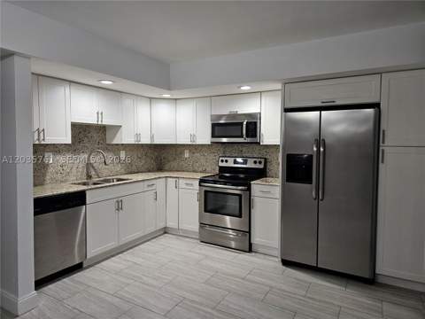 8075 SW 107th Ave 114, Miami FL - photo 19 of 60