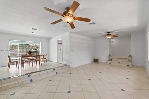 15200 SW 88th Ave, Palmetto Bay FL - photo 12 of 47