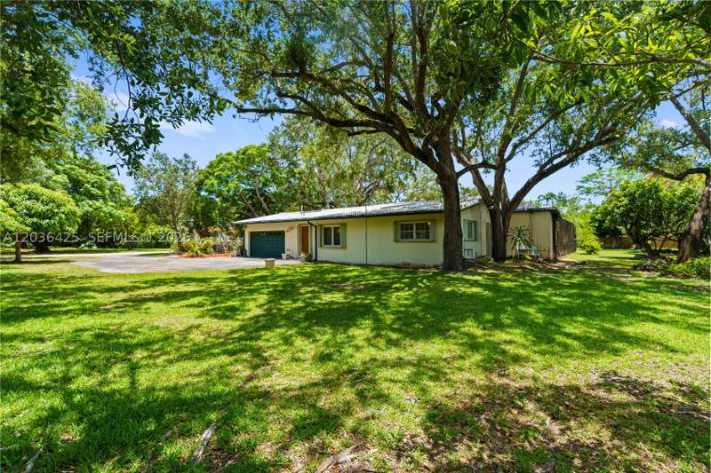3 bedroom SingleFamilyResidence at 15200 SW 88th Ave, Coral Reef Estates, Palmetto Bay — photo 3
