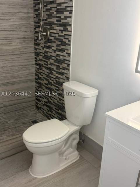 1101 NE 191st St H401, Miami FL - photo 12 of 27