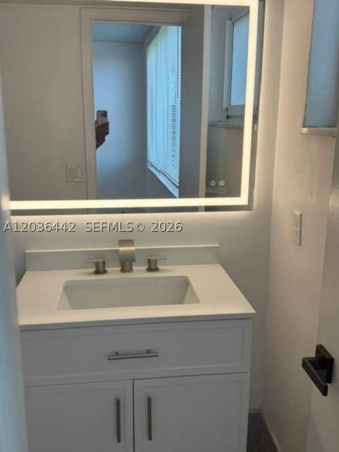 1101 NE 191st St H401, Miami FL - photo 14 of 27