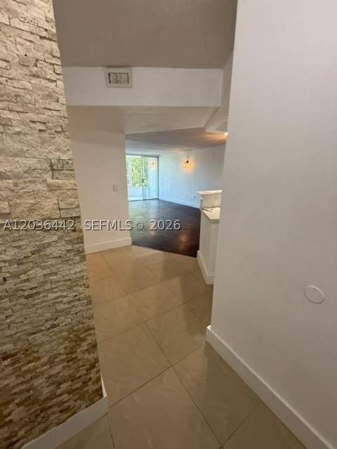 1101 NE 191st St H401, Miami FL - photo 6 of 27