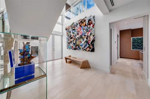 470 S Shore Dr, Miami Beach FL - photo 11 of 75