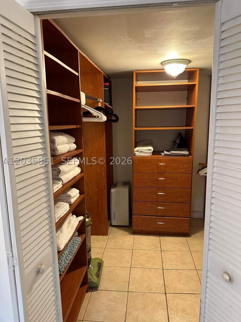 1 bedroom Condominium at 1515 West Ave 1, Westgate Residence Condo, Miami Beach — photo 3