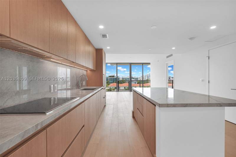 1 bedroom Condominium at 1176 97th st 707, The Well Bay Harbor, Bay Harbor Islands — photo 3