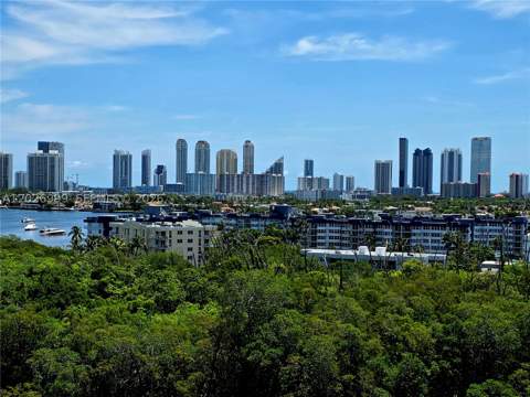 16385 Biscayne Blvd 1019, North Miami Beach FL - photo 6 of 92