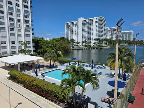 2780 NE 183rd St 1111, Aventura FL - photo 21 of 26