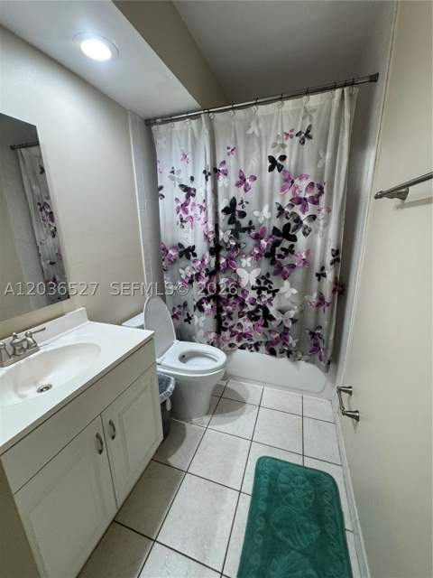8625 NW 8th St 310, Miami FL - photo 15 of 39