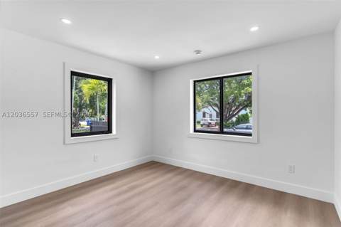 4353 SW 2nd St, Miami FL - photo 11 of 33