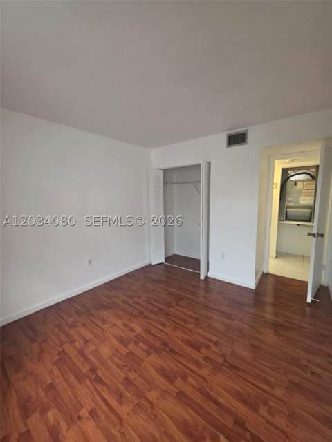 9429 Fontainebleau Blvd 207-33, Miami FL - photo 10 of 40