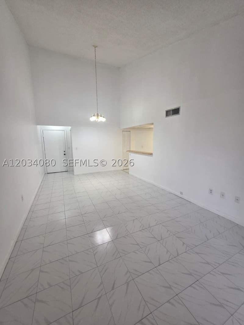 2 bedroom Condominium at 9429 Fontainebleau Blvd 207-33, Bleau Fontaine Condo #3, Miami — photo 4