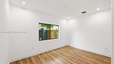 1140 NE 201st Ter, Miami FL - photo 22 of 36
