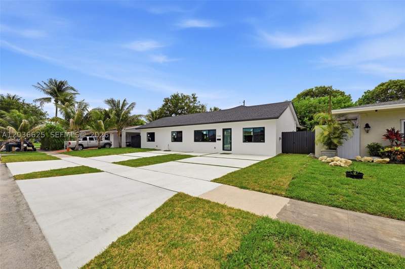 4 bedroom SingleFamilyResidence at 1140 NE 201st Ter, Lucky Star Estates, Miami — photo 5