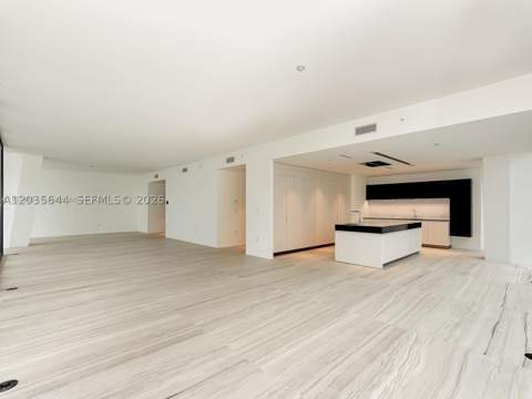 1000 Biscayne Blvd 4802, Miami FL - photo 11 of 27