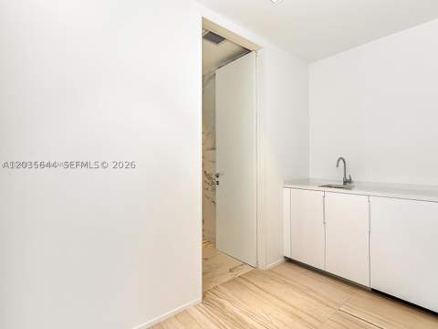 1000 Biscayne Blvd 4802, Miami FL - photo 17 of 27