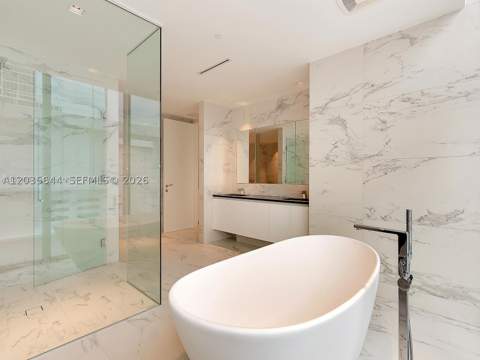 1000 Biscayne Blvd 4802, Miami FL - photo 21 of 27
