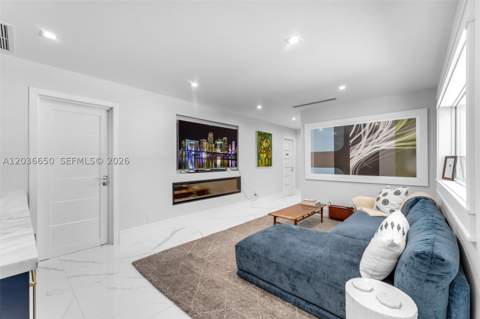 6561 Marlin Dr, Coral Gables FL - photo 6 of 52