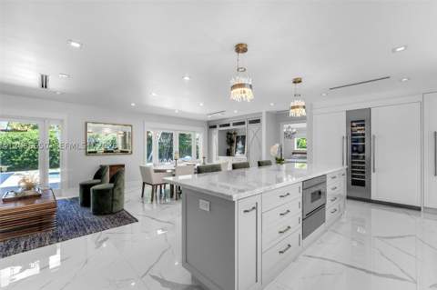 6561 Marlin Dr, Coral Gables FL - photo 8 of 52