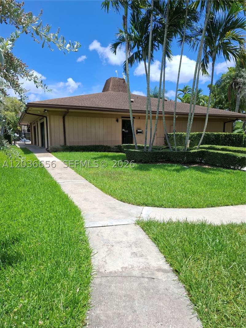 1 bedroom Condominium at 10425 SW 112th Ave 207, Gardens Of Kendall Condo, Miami — photo 3