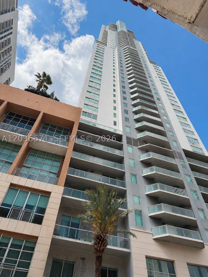 1 bedroom Condominium at 253 NE 2nd St 3004, Vizcayne South Condo, Miami — photo 1