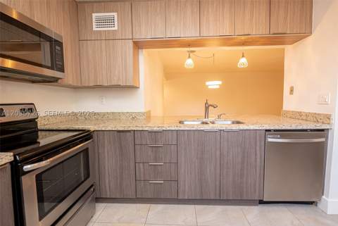3578 Magellan Cir 232-3, Aventura FL - photo 22 of 43