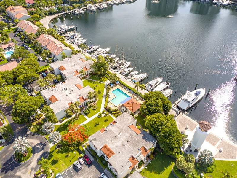 2 bedroom Condominium at 3578 Magellan Cir 232-3, Mariner Village Garden Co, Aventura — photo 4