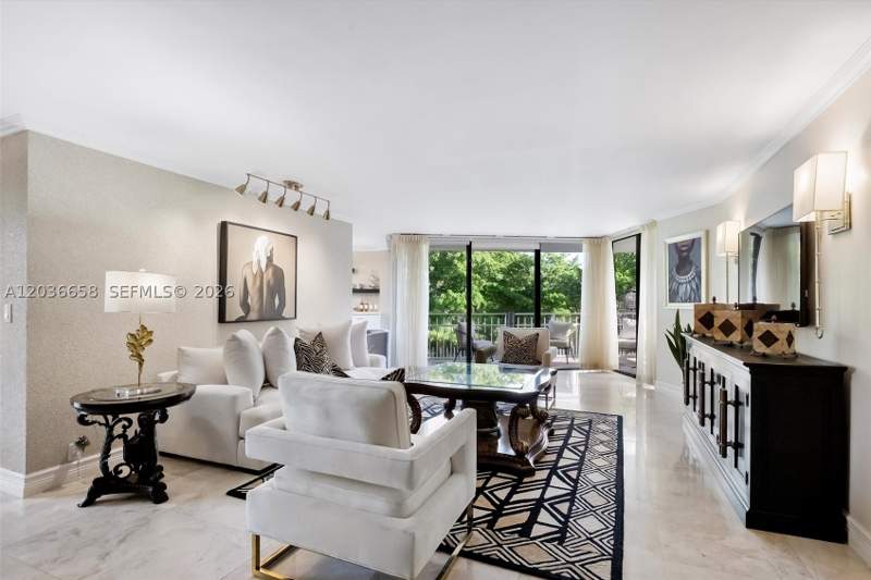 2 bedroom Condominium at 1000 Quayside Ter 411, Towers Of Quayside Condo, Miami — photo 2