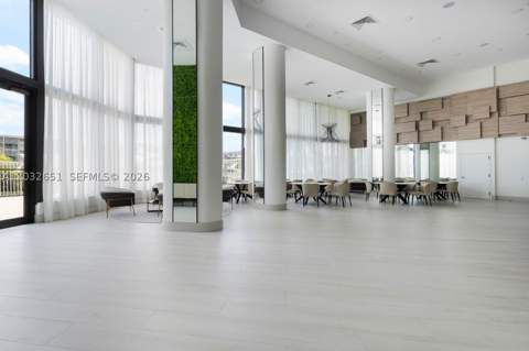1000 W Island Blvd 911, Aventura FL - photo 22 of 50