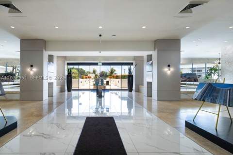 1000 W Island Blvd 911, Aventura FL - photo 23 of 50