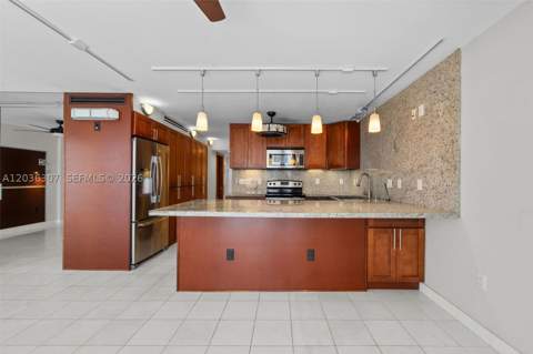 1228 West Ave 604, Miami Beach FL - photo 7 of 29