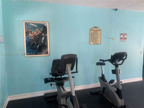 18101 NW 68th Ave E105, Hialeah FL - photo 13 of 18