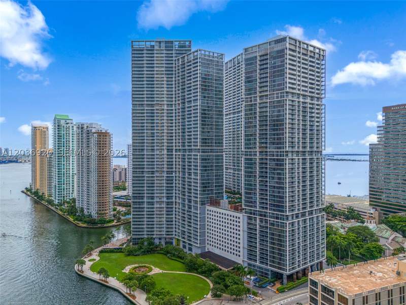 2 bedroom Condominium at 495 Brickell Ave 905, Icon Brickell No Two, Miami — photo 2