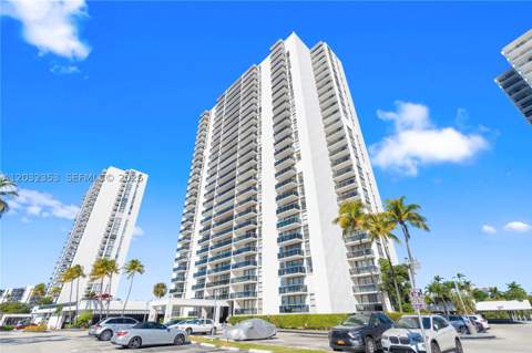 3625 N Country Club Dr 603, Aventura FL - photo 18 of 27