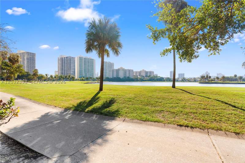 2 bedroom Condominium at 3625 N Country Club Dr 603, Aventura Eldorado Condo, Aventura — photo 4