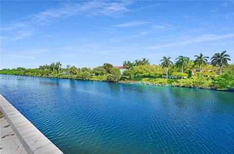 3625 N Country Club Dr 603, Aventura FL - photo 6 of 27