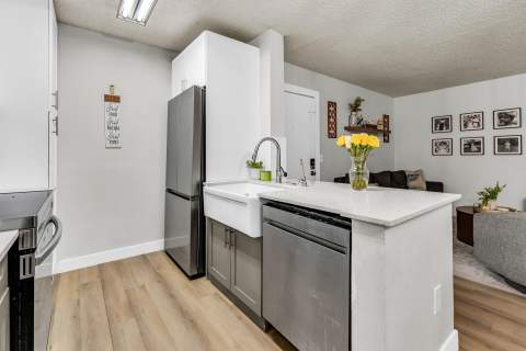 9729 Hammocks Boulevard 101e, Miami FL - photo 9 of 50