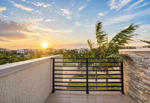 20900 NE 2nd Ct, Miami FL - photo 15 of 33