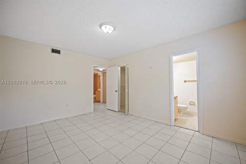 5490 W 21st Ct 310, Hialeah FL - photo 9 of 35