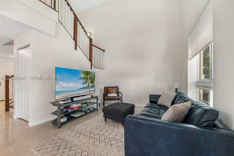 1 bedroom Townhouse at 7375 SW 90th St Th107, Toscano Condo, Miami — photo 4