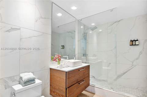 485 Brickell Ave 3211, Miami FL - photo 14 of 39