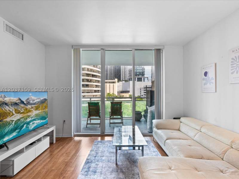 1 bedroom Condominium at 950 Brickell Bay Dr 501, The Plaza 851 Brickell Co, Miami — photo 2
