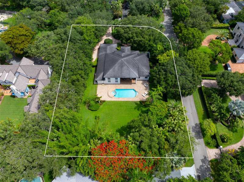5 bedroom SingleFamilyResidence at 6020 W Suburban Dr, Martin Suburban Acres, Pinecrest — photo 1