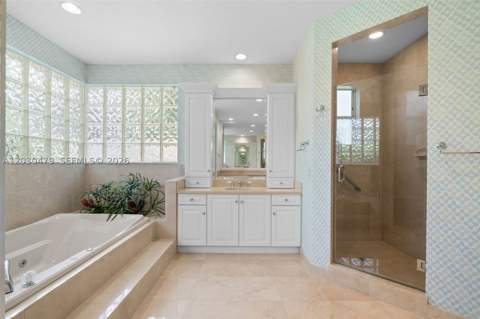 6020 W Suburban Dr, Pinecrest FL - photo 11 of 29