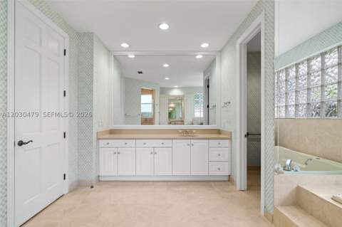 6020 W Suburban Dr, Pinecrest FL - photo 12 of 29